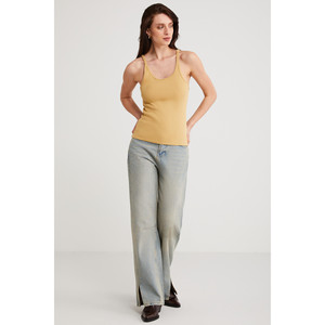 ETHIQUET Lizeth Camiseta sin mangas básica con tirantes finos y cuello redondo para mujer - Product Image 2