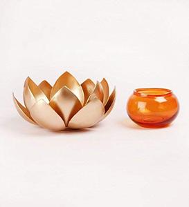 เชิงเทียนแบบตั้งสำหรับเทียนแท่งเทียนทำจากโลหะรูปทรงแฟนซี - Product Image 1