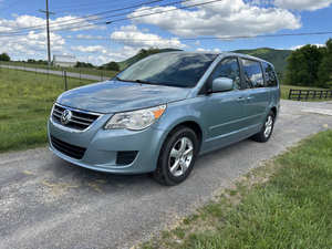 Auto Usado de Calidad a Precio Accesible, Volkswagen Routan SE 2010, Volante a la Izquierda - Product Image 3