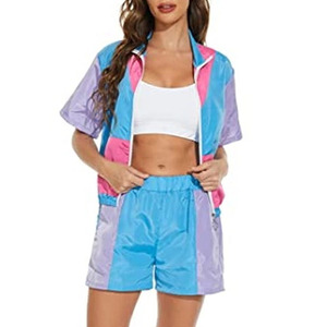 Conjuntos cortos de Top corto cortavientos cómodos para mujer con conjuntos de dos piezas de tamaño personalizado Conjuntos de pantalones cortos de verano con estilo - Product Image 2