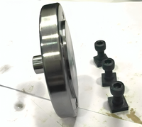 Table rotative inclinable 4''/100 mm avec mandrin auto-centrant à 3 mors et plaque arrière, fabriquée à Delhi