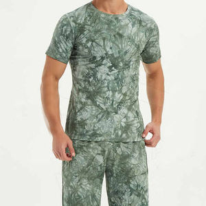 Nouveau style de vêtements de sport d'été pour hommes Ensemble deux pièces taille personnalisée OEM T-shirt et short respirant - Product Image 3