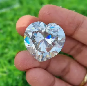 เพชรโมอิสรูปหัวใจสีขาว VVS พลอยเหลี่ยมเพชรพลอยใสขนาด20มม. สำหรับทำเครื่องประดับจี้และแหวนฮิปฮอป - Product Image 1