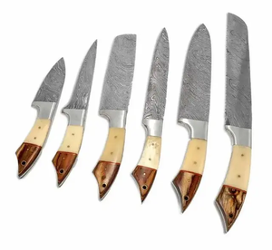 Ensemble de 5 couteaux de cuisine, fait à la main, avec couvercle en cuir - Product Image 1