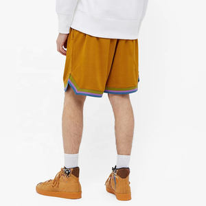 Venta al por mayor de pantalones cortos de baloncesto de rendimiento de los hombres más tamaño de poliéster con logotipo impreso y bolsillos XS tamaño de malla sublimada - Product Image 4