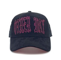 Gorra de Malla con Visera de Gamuza Negra con Cristales Rosados y Letra Gótica Personalizada, Gorra Trucker de Lujo con Pedrería