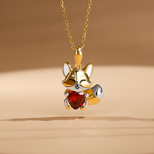 สร้อยคอเงินแท้รูปหัวใจประดับมุกและเพทาย Jeulia Hug Me Baby Fox - Product Image 4