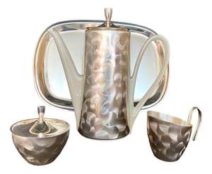 ชุดน้ำชาและกาแฟสีเงินตกแต่งอย่างหรูหราสำหรับบ้านห้องครัวห้องรับประทานอาหารและร้านอาหาร - Product Image 1