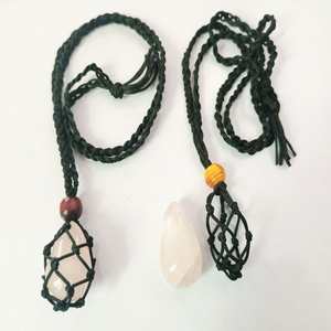 Soporte de cuerda de macramé de cuarzo rosa, cuerda ajustable - Product Image 1