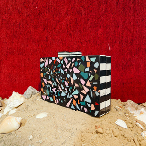Sac à main en résine multicolore fait à la main pour femmes, sac de soirée géométrique de luxe avec finition rigide, cadeau pour elle - Product Image 3