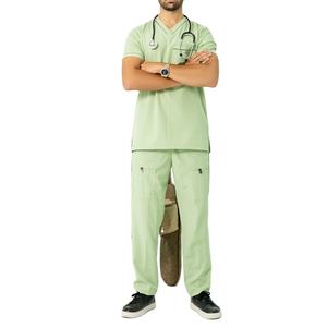 Uniforme d'hôpital pour hommes de haute qualité et durable disponible en différentes tailles comme uniforme d'hôpital d'infirmière de gommage à la demande personnalisée en gros - Product Image 1