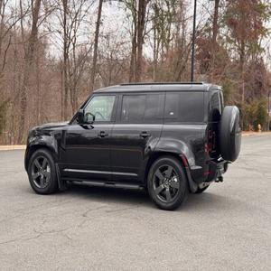 MEJOR PRECIO PARA 2023 Land Rover Defender 110 X-Dynamic SE - Product Image 2