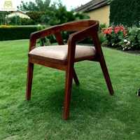 Chaise de salle à manger élégante et traditionnelle en bois massif naturel pour restaurant, hôtel, chambre à coucher, usage en ferme