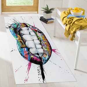 Tapis Graffiti Lips, Tapis d'art pop urbain avec style streetwear, Tapis en chenille - Product Image 2