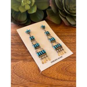 Pendientes Colgantes de Plata de Ley y Turquesa Kingman del Suroeste con Diseño Geométrico - Product Image 3