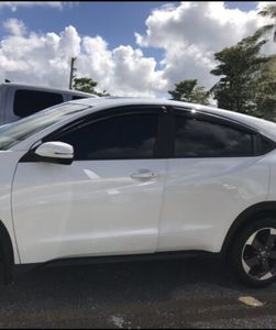 BMW X6 F16 2014-2019 Deflectores de coche personalizados Visor de puerta y ventana con protector de lluvia Accesorio de ventilación de parasol - Product Image 3