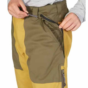 Combinaison de ski pour homme sur mesure OEM, combinaison de ski unisexe coupe-vent avec pantalon de ski ample et coloré populaire pour les sports de neige en plein air - Product Image 4