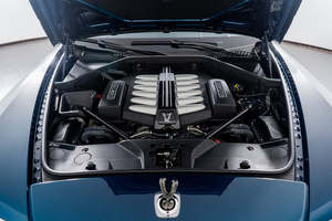 Amazing perfect 2022 <b>R</b>-o-l-l-<b>s</b>-<b>R</b>-o-y-c-e Wraith RWD with low mileage in stock offered at a fantastic deal - Product Image 3