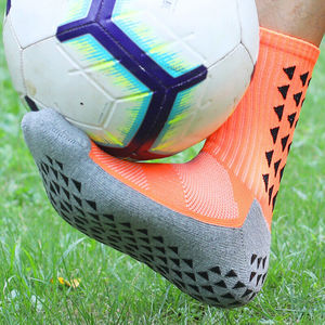 Wholesale <b>Custom</b> Performance Sports Non-slip Athletic Soccer <b>Grip</b> <b>Socks</b> Anti slip Soccer Football <b>Socks</b> for Men - Product Image 6