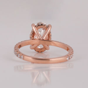 Anillo de diamante cultivado en laboratorio de oro macizo de 18 quilates, juego de pavé de Halo oculto, compromiso de corte ovalado de estilo clásico con certificado IGI, su regalo - Product Image 3