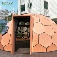 Dôme géodésique de luxe en verre de 6 m du fabricant chinois, tente de glamping, maison-bulle extérieure étanche pour complexe/villa