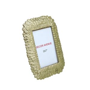 Cadre photo rectangulaire décoratif moderne en métal galvanisé Cadre d'affichage de photos au design de luxe pour la décoration de la maison et du bureau - Product Image 5