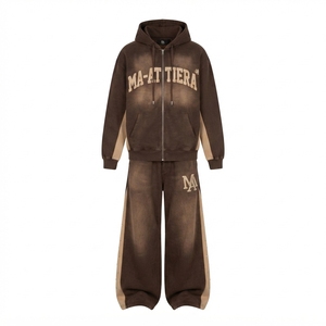 Conjunto de chándal de dos piezas para hombre, estilo streetwear, con sudadera con capucha extragrande con cremallera y pantalones deportivos de pierna ancha, con efecto lavado personalizado. - Product Image 4