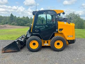 Meilleure offre JCB 300 Eco Powerboom Chargeuse compacte sur pneus Moteur diesel Haute capacité de levage Bosch pour hydraulique 3 ans - Product Image 5