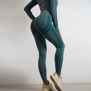 Venta al por mayor de leggings de yoga levantamiento de glúteos de cintura alta entrenamiento deportes Fitness mujeres mallas de yoga con logotipo personalizado - Product Image 2