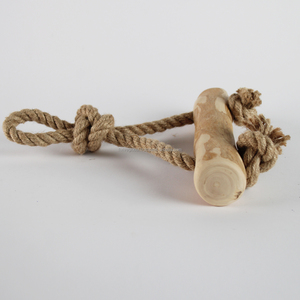 Juguete para Perros de Madera de Café y Cáñamo, Diseño Simple y Resistente para Masticar, Limpieza Dental, Juego Interactivo, Venta al Por Mayor, Fabricante de Vietnam - Product Image 4