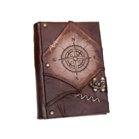 Carnet de notes en cuir gaufré boussole fait à la main brun couverture rigide carnet de croquis avec design cousu pour l'écriture et le dessin