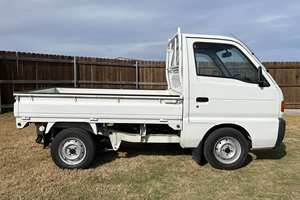 CAMIÓN SUZUKI CARRY USADO DE 1995 CON VOLANTE A LA IZQUIERDA/DERECHA - Product Image 4