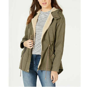 Collezione B Giacca Anorak con Cappuccio Verde Grande per Ragazzi, Caratteristica Antivento per la Stagione Autunnale - Product Image 1