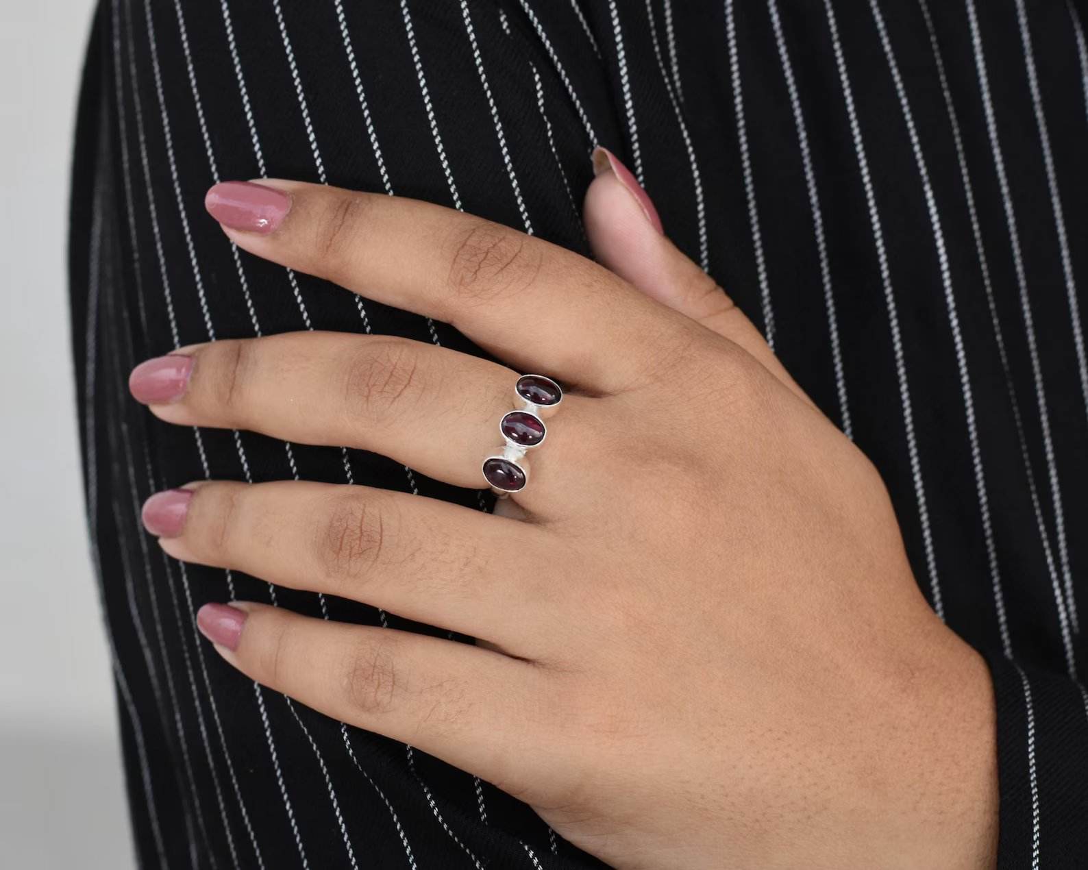 เช่นเดียวกับภาพ