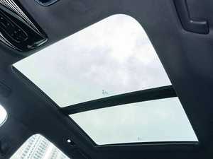 Vehículo Eléctrico VO--YA---H COU--RAGE CN Usado de Segunda Mano, Autonomía NEDC de 201-300 km, Motor de 120 kW, Carga Rápida 5C, Batería de 79 kWh - Product Image 3