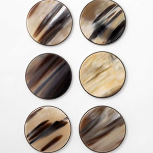 Posavasos de Cuerno de Búfalo Natural Hechos a Mano, Accesorios Rústicos para Bebidas de Alta Calidad - Product Image 1