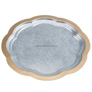 Plateau de service rectangulaire marron rustique avec poignées en métal et base galvanisée pour le service de collations et l'arrangement décoratif - Product Image 2