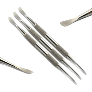 Lore Manufacturing Instrumentos de acero inoxidable quirúrgicos dentales de bajo precio Manual Molt Periosteal Elevator Implant Made Pakistan - Product Image 1