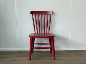 Silla de Restaurante Comercial Moderna de Aluminio Rojo, Diseño de Respaldo en Espiral, Muebles de Comedor Contemporáneos Duraderos y Ecológicos de PU - Product Image 1