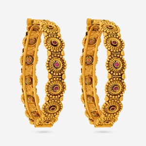 190642 Antique Fashion Bangle - Product Image 1