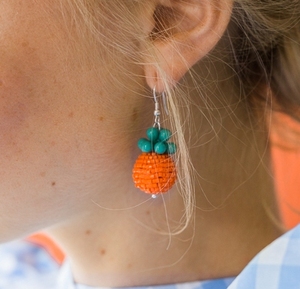 Boucles d'oreilles clous florales perlées roses, boucles d'oreilles multi-perles personnalisées, bijoux de fête festifs pour femmes au meilleur prix, boucles d'oreilles perlées - Product Image 4