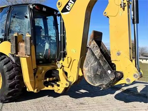Chargeuses rétro et excavatrices CAT 450F d'occasion de 2016, 5 tonnes, à vendre - Product Image 2