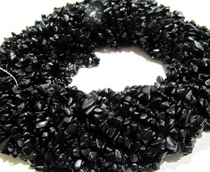 Pepita sin cortar de grava de cuarzo negro, hebra de cuentas de 4mm a 6mm, 35 pulgadas de largo para la fabricación de joyas, cuentas de piedra de Color negro sin cortar - Product Image 2