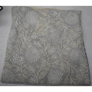 Housse de coussin en coton brodée sur mesure pour les acheteurs OEM, housses de coussin avec un motif unique en provenance d'Inde - Product Image 4