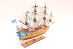 LA LICORNE BROWN MODELTALL BATEAU/GRAND BATEAU EN BOIS/MODÈLE BATEAU - Product Image 4