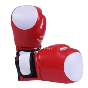 Guantes de Boxeo de Cuero con Logotipo Personalizado, Nuevo Modelo, Sublimación Personalizada, Antideslizantes, Cierre de Velcro, Buena Calidad, Rojos - Product Image 1