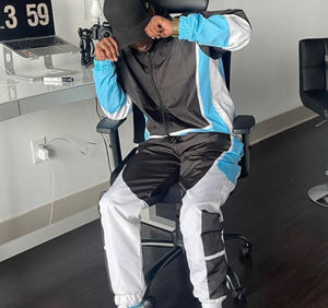 Combinaison de jogging graphique avec logo de luxe personnalisé survêtement en nylon coupe-vent court à fermeture éclair et pulls amples pour hommes - Product Image 4