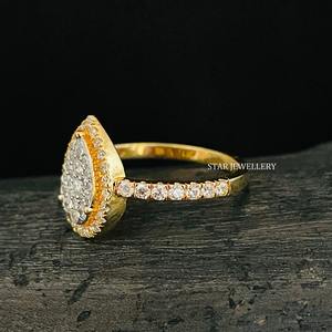 Bague de fiançailles chrétienne de luxe pour femme en or massif 14 carats avec diamant naturel taille brillant rond et halo en grappe - Product Image 5