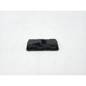Bouton d'ouverture de hayon arrière VOLKSWAGEN T-CROSS Série (19>) 6V0827566 - Product Image 3