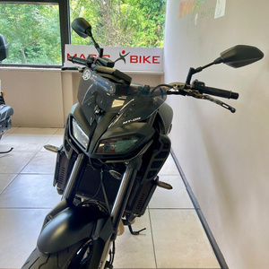 Motocyclettes de tourisme Yamaha MT-09 - Product Image 5